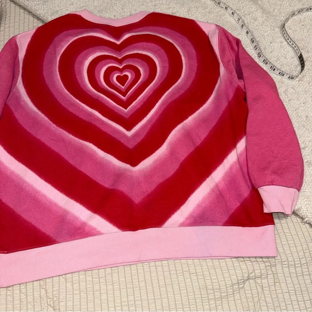 Wild Fable Heart Pink Crewneck Sweatshirt medium - Picture 2 of 4